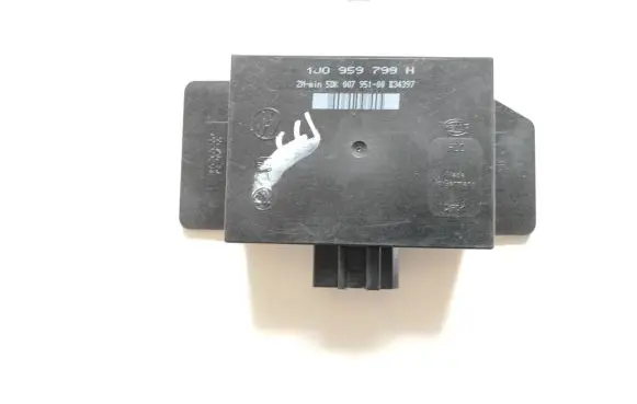 Volkswagen PASSAT B5 Comfort/convenience module 1J0959799H 5DK00795100