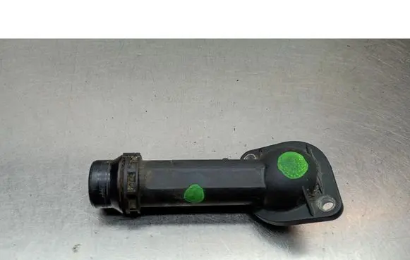Audi A4 S4 B6 8E 8H Thermostat housing 038121121B