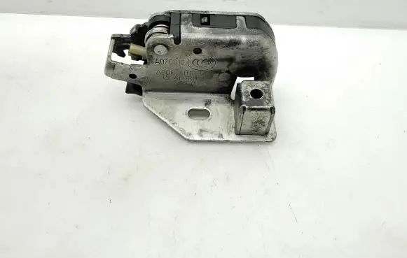 Volkswagen Crafter Loading door lock A9067401135 A070016 ZGS002