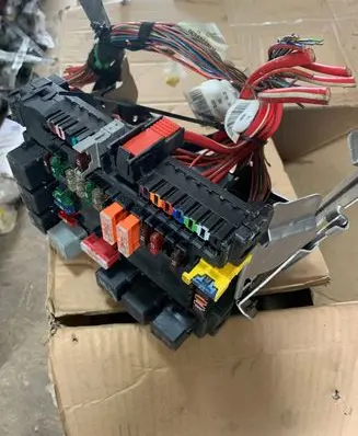 Mercedes-Benz S W221 Fuse module A2215450801 A2215403550