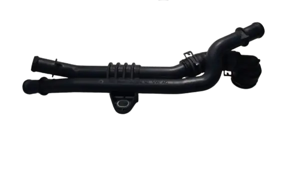 Volkswagen PASSAT B8 Engine coolant pipe/hose 3Q0121070S