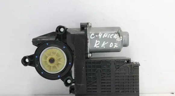 Citroen C4 I Picasso Front door window regulator motor 9654087880 400965C