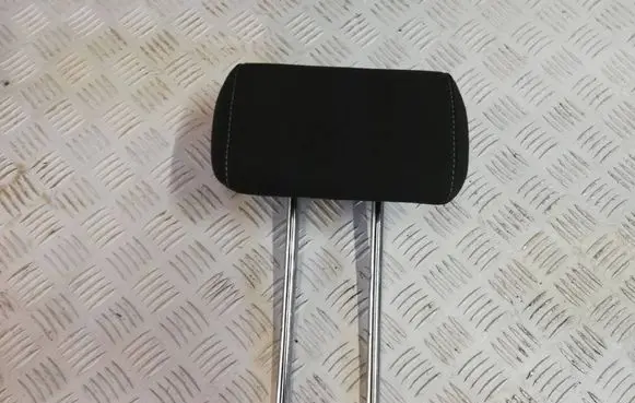 Ford Kuga II Rear seat headrest 