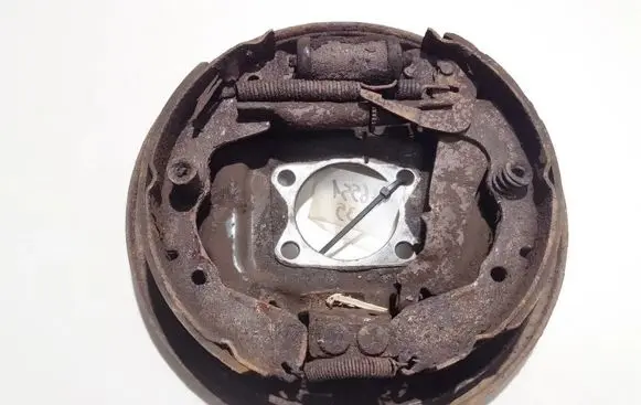 Mitsubishi Galant Handbrake/parking brake pads 