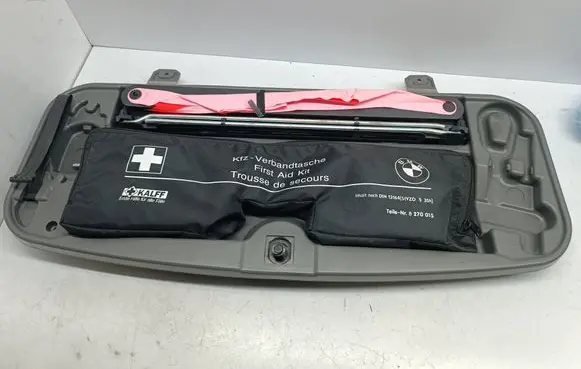 BMW 7 E65 E66 Tool set 6752543 15361710 71116752543