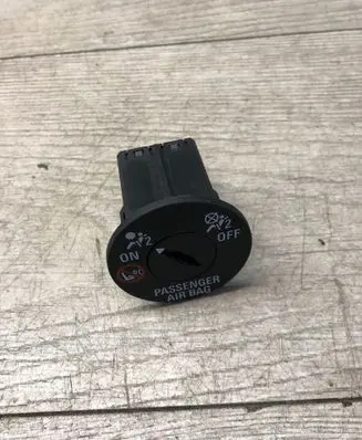 Opel Astra K Passenger airbag on/off switch 13577258 406R