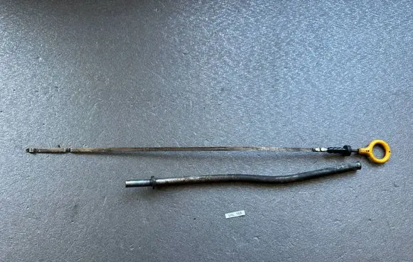 Nissan Patrol Y61 Oil level dip stick 11140VB310 11150VB300