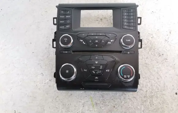Ford Fusion II Climate control unit ES7T18E243EB