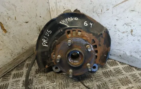 Toyota Prius (XW30) Front wheel hub PF2L