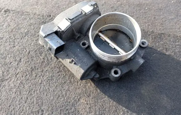 BMW X6 E71 Throttle valve 7555944 A2C53181967