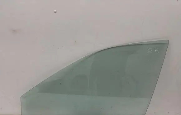 Nissan X-Trail T33 Front door window glass four-door