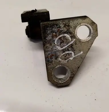 Volkswagen PASSAT B6 Front door upper hinge 