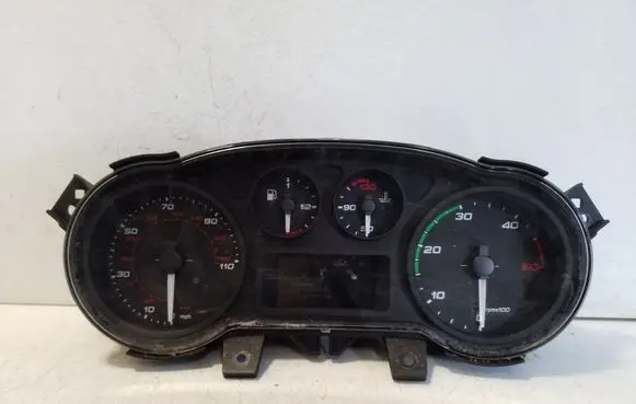 Speedometer (instrument cluster)