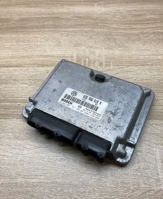 Volkswagen PASSAT B5 Engine control unit/module ECU 038906018N 0281001727