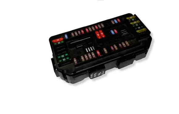 BMW 1 E81 E87 Fuse module 9337879