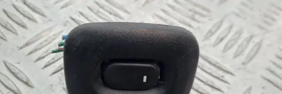 Nissan Terrano Quarter vent window switch 