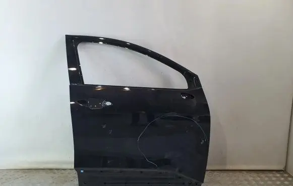 KIA Sportage Front door