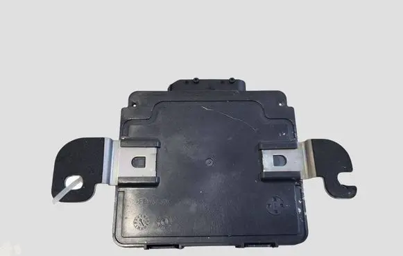 Hyundai i40 Hand brake control module EP80010410 597903Z550