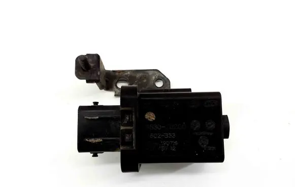 KIA Ceed Glow plug pre-heat relay 368302U200