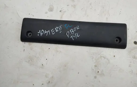 Renault Master II Side skirt rear trim 
