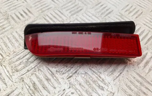 Rear tail light reflector