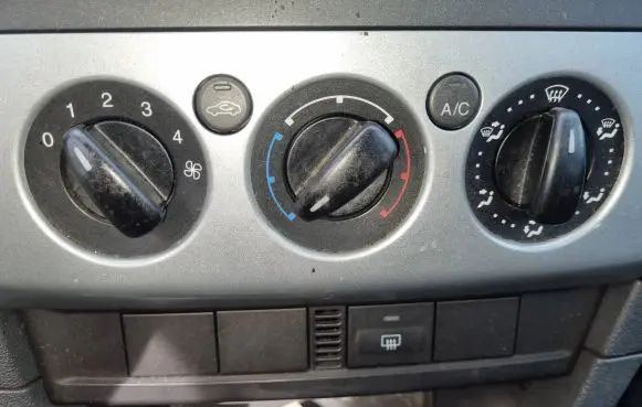 Ford Focus Climate control unit