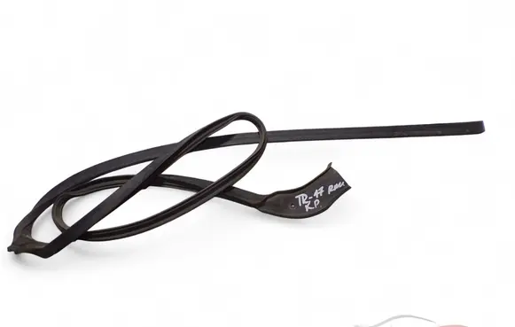 Ford Transit Courier Front door rubber seal 
