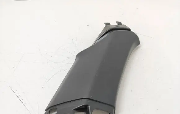 Volvo V40 (C) pillar trim 31305357