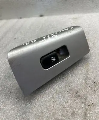 Hyundai Santa Fe Electric window control switch 371521110