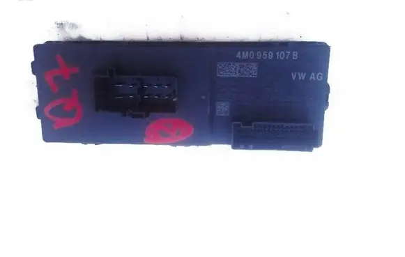 Audi Q7 4M Tailgate/trunk control unit/module 4M0959107B
