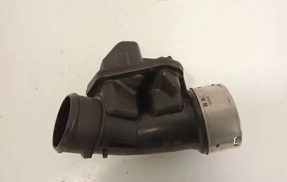 Volvo XC60 Intercooler hose/pipe 31422061 P31657756
