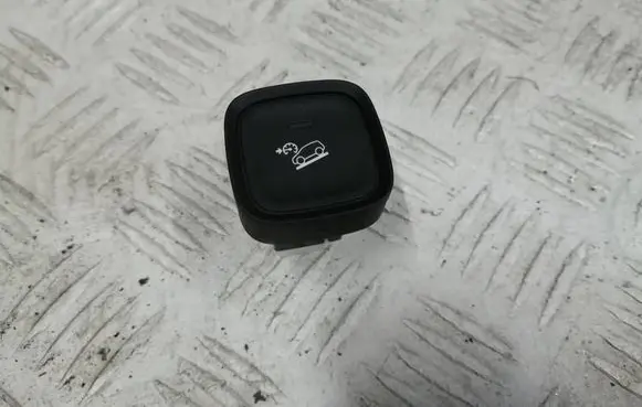 Citroen C3 Aircross Windscreen/window heater switch 9811480877