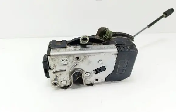 Opel Zafira A Front door lock 24414116DJ