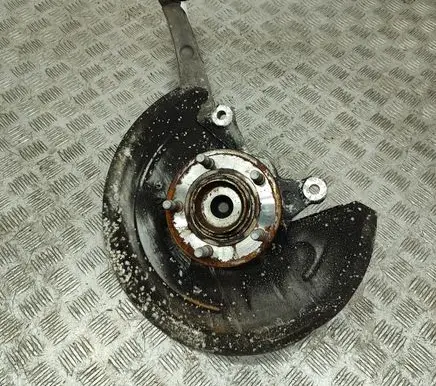 Jaguar XJ X350 Front wheel hub 5W932K005BC