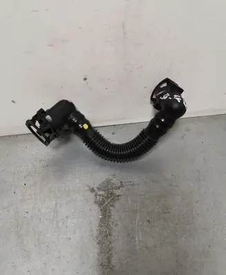 Subaru Forester SK Breather hose/pipe PA612GF30