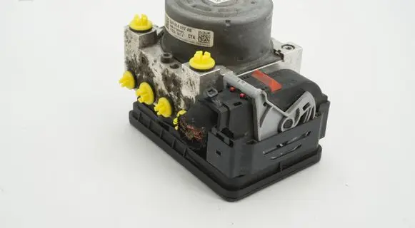 Skoda Octavia Mk3 (5E) ABS Pump 3Q0614517AB 3Q0907379AB