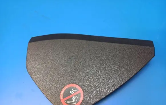 Mercedes-Benz E W211 Dashboard side end trim 2116800478