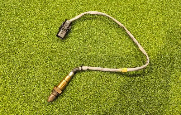Volkswagen PASSAT B6 Lambda probe sensor 03L906262 0281004191 1928404687