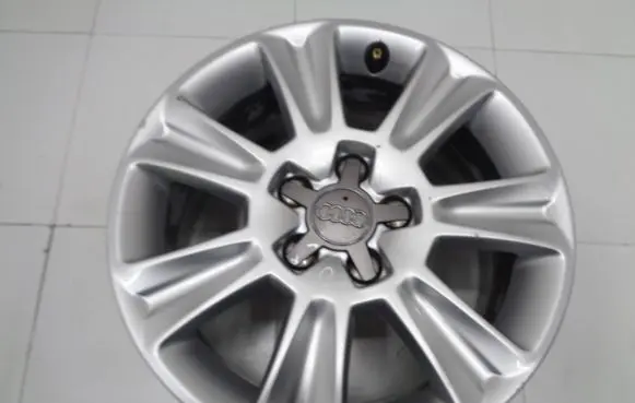 Audi A1 R15 alloy rim 8X0601025