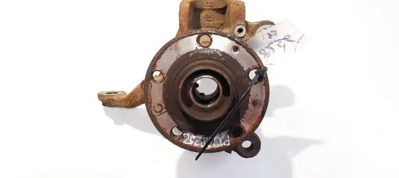 Volkswagen Touran I Front wheel hub