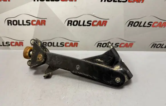 Volkswagen Caddy Sliding door lower roller guide/hinge 2K0843397A