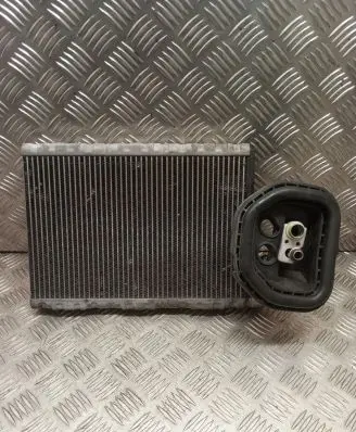 Mercedes-Benz C W204 Air conditioning (A/C) radiator (interior) A2048300058