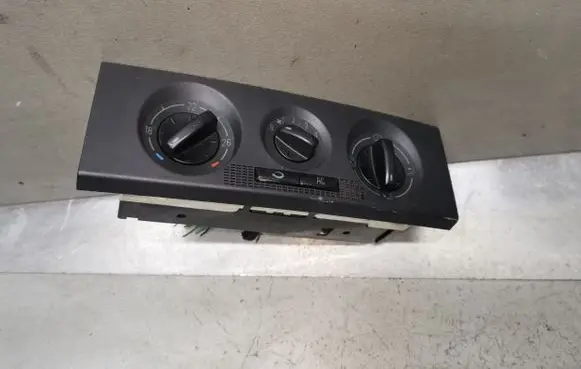 Skoda Fabia Mk1 (6Y) Climate control unit 6Q0819445