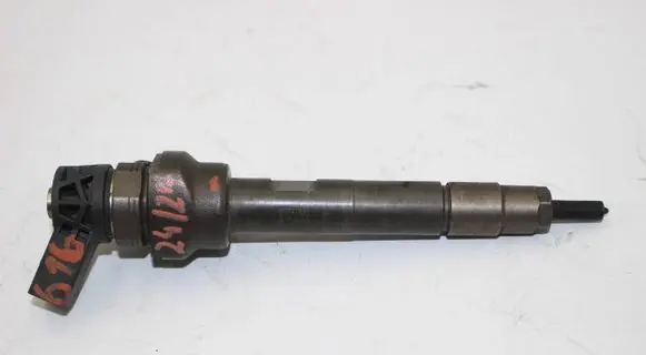 BMW 3 F30 F35 F31 Fuel injector 7810702