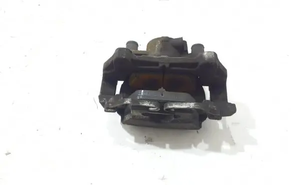 Volvo XC40 Front brake caliper 31471664