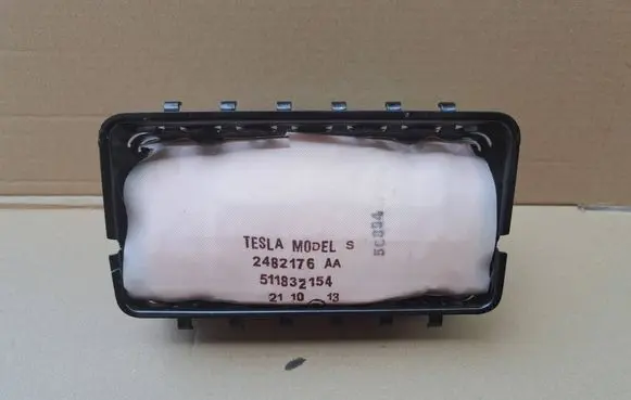 Tesla Model S Passenger airbag 2482176AA