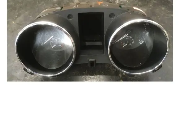 Skoda Yeti (5L) Speedometer (instrument cluster) 5L0920940D A2C53296334 A2C53296335