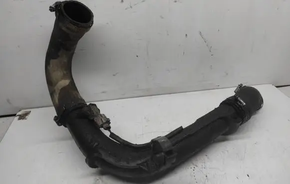Intercooler hose/pipe