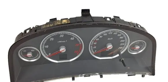 Opel Vectra C Speedometer (instrument cluster) 13140911SH