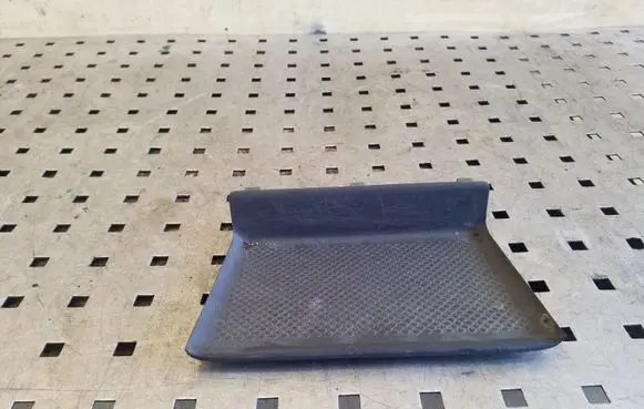 Volkswagen Tiguan Central console drawer/shelf pad 5M0858165A